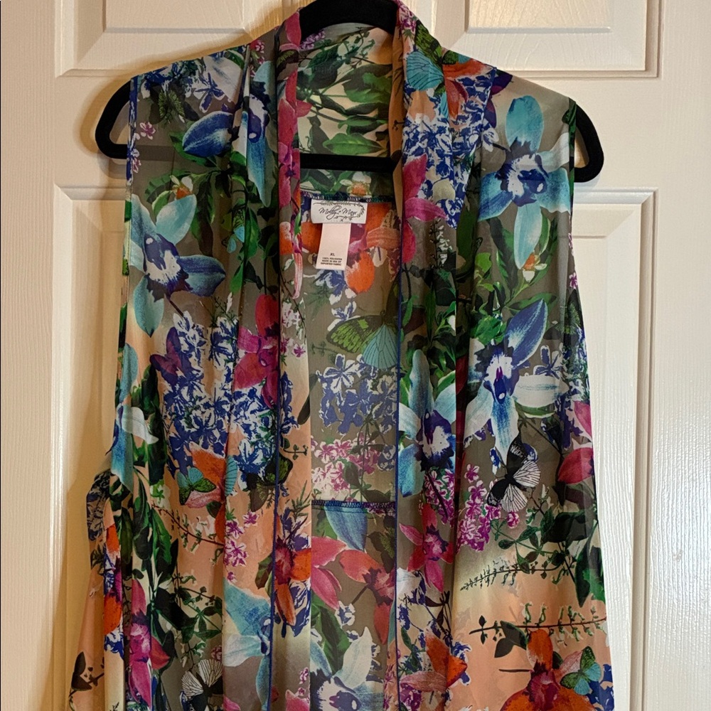 Molly & Max Vibrant Floral Sheer Vest - Picture 11 of 11